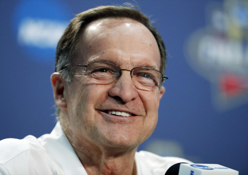 FILE - Oklahoma head coach Lon Kruger answers questions at a news conference for the NCAA Final Four college basketball tournament Thursday, March 31, 2016, in Houston. Kruger, Jim Larranaga, Fran Dunphy and Dianne Nolan are this year's recipients of the Joe Lapchick Character Award. (AP Photo/David J. Phillip, File)
