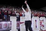 Stanford head coach Tara VanDerveer waves to the crowd after breaking the college basketball record for wins with her team's victory over Oregon State in an NCAA college basketball game, Sunday, Jan. 21, 2024, in Stanford, Calif. (AP Photo/Godofredo A. Vásquez)