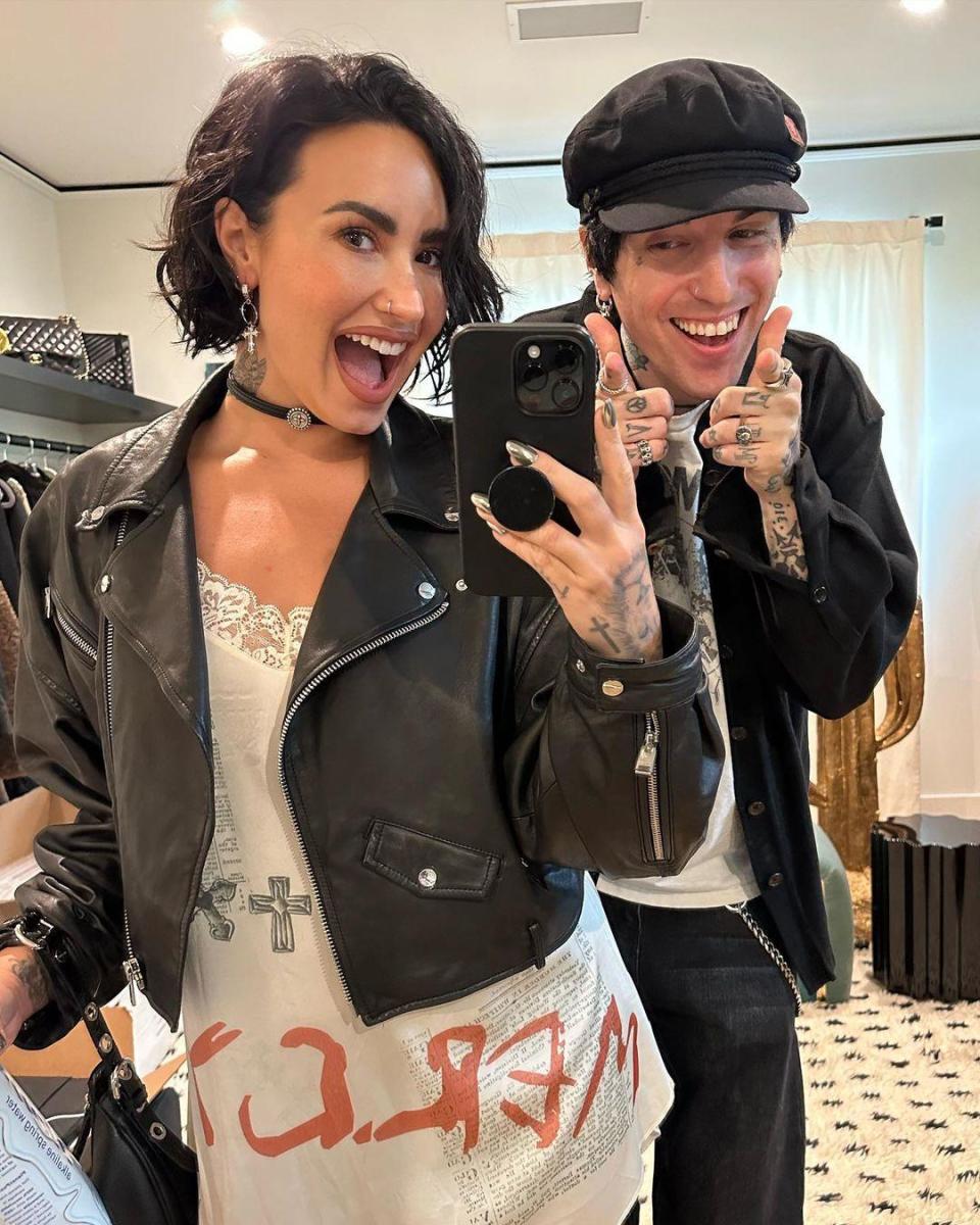 Demi Lovato and BF Jutes enjoy Summer