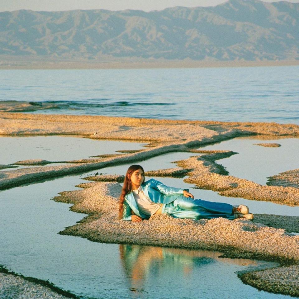 Front-Row-Seat-to-Earth-Weyes-Blood--1631225848