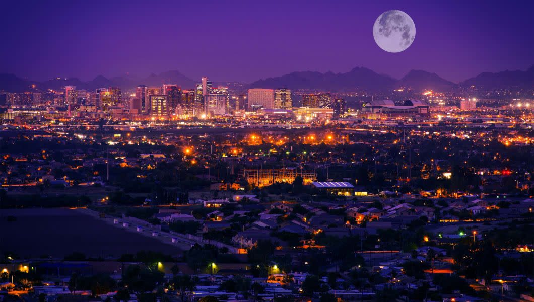 phoenix arizona skyline at...