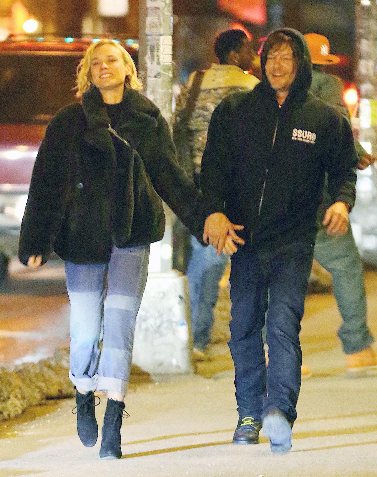 Yes Theyre Dating Diane Kruger And Norman Reedus Spotted Kissing In Nyc 3552