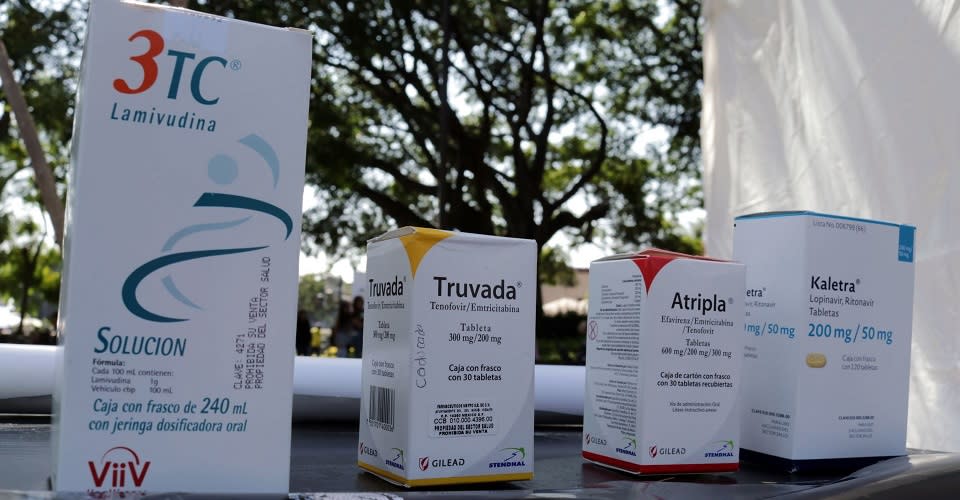 Cajas de medicinas antirretrovirales