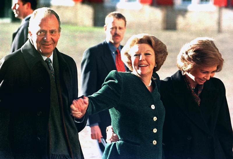 Rey Juan Carlos y Sofia con Beatriz de Holanda