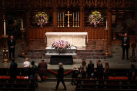 <p>Members of the public visit Former U.S. first lady Barbara Bush, the wife of the 41st president, George H.W. Bush, and mother of the 43rd, George W. Bush, as she lies in repose at St. Martin’s Episcopal Church in Houston, Texas, April 20, 2018. (Photo: Richard Carson/Reuterers) </p>