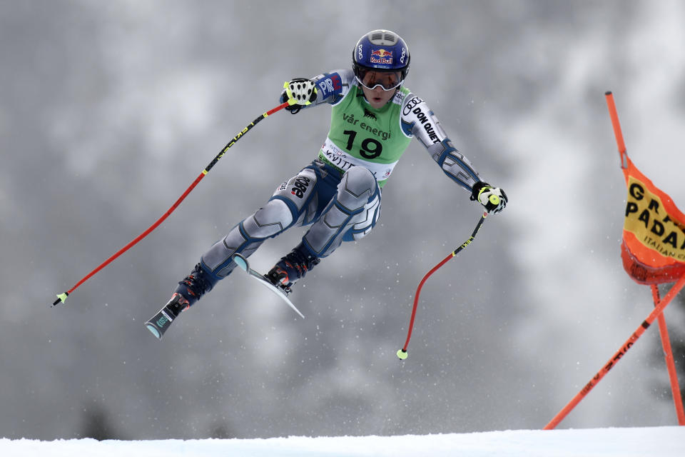 Czech Republic's Ester Ledecka speeds down the course during an alpine ski, women's World Cup super-G race, in Kvitfjell, Norway, Sunday, March 3, 2024. (AP Photo/Gabriele Facciotti)