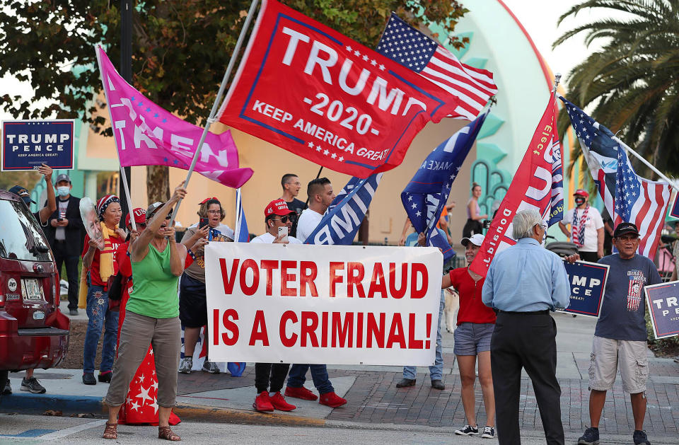 As President Donald Trump has persisted in making false claims about fraud and illegal voting in the election, a group of his supporters gathered at Lake Eola Park in Orlando, Florida, chanting "Stop the Cheat!" (Photo: Orlando Sentinel via Getty Images)