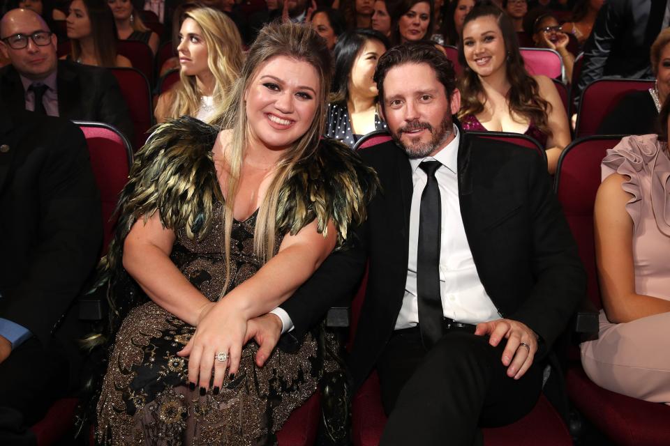 Kelly Clarkson and Brandon Blackstock attend the 2017 American Music Awards.