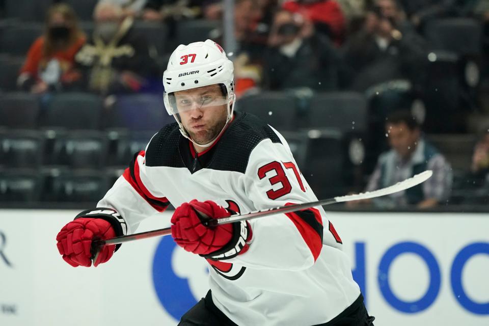 Pavel Zacha, seen here last season playing for the New Jersey Devils, joins the Boston Bruins in 2022-23 where he will get to play alongside Patrice Bergeron and David Krejci, who signed one-year contracts on Monday.  (AP Photo/Jae C. Hong)