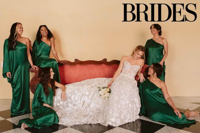 Dos Más En La Mesa/Brides Magazine Caity Lotz and her bridesmaids