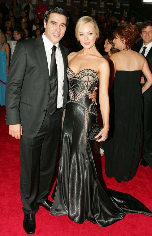 <p>Jessica and James turned heads at the 2010 Logies with matching ensembles.</p>