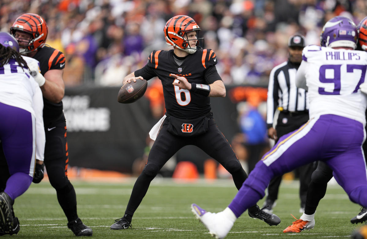 Bengals win after Browning leads furious 4th-quarter rally