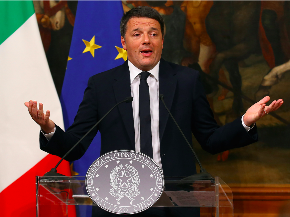 Italian Prime Minister Matteo Renzi speaks during a media conference after a referendum on constitutional reform at Chigi palace in Rome, Italy, December 5, 2016.