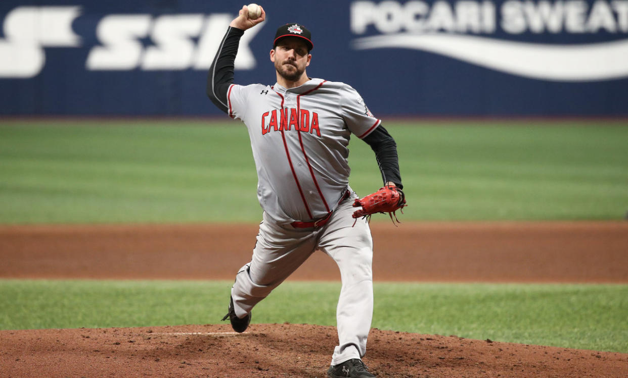 Phillippe Aumont has a history of representing Canada in international play. (Chung Sung-Jun/Getty Images)