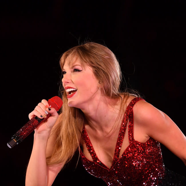Derrocha Taylor Swift más de 10 millones de libras en una propiedad londinense credit:Bang Showbiz