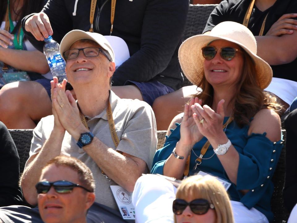 Bill Gates watch tennis