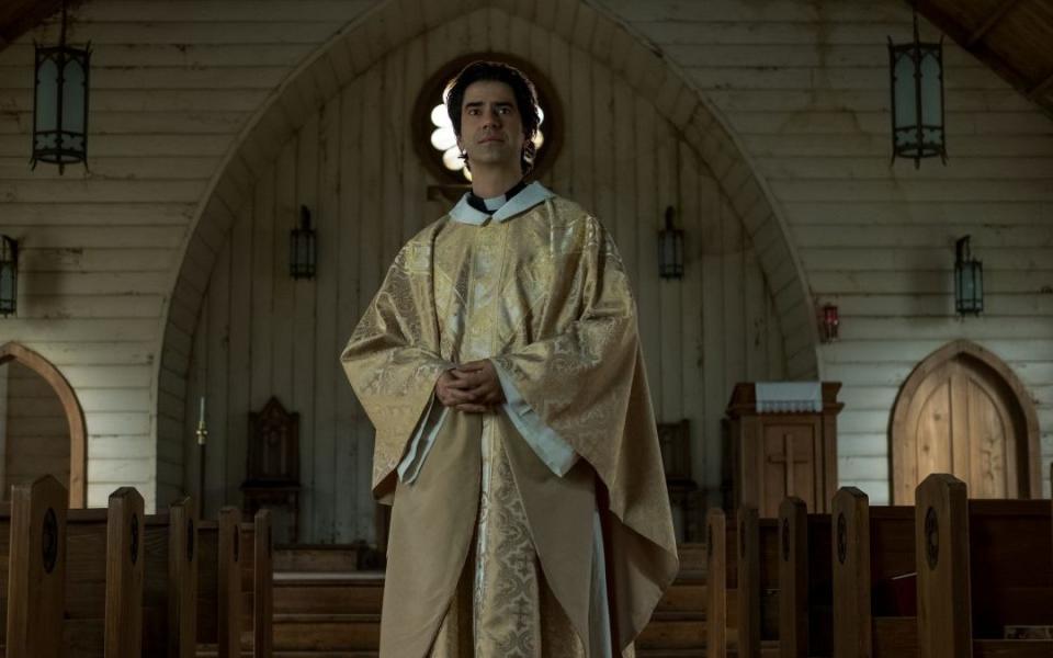 Full of secrets: Father Paul, played by Hamish Linklater - Netflix