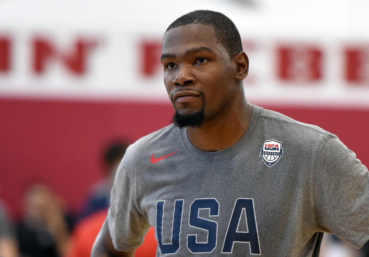 Kevin Durant finds peace in Suns' 'stability' after enduring seasons of  mini-controversies - Yahoo Sports