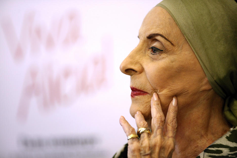 Cuba's Prima Ballerina Alicia Alonso listens for a question during her news conference in Moscow,  Russia, Monday, Aug. 1, 2011. Alonso will attend a Gala concert "Vivat Alicia" by the National Cuban Ballet at the Bolshoi's new stage. (AP Photo/Alexander Zemlianichenko)