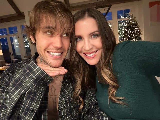 <p>Pattie Mallette Instagram</p> Justin Bieber and Pattie Mallette celebrating Christmas in December 2023