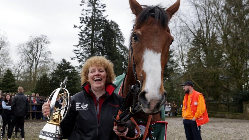 Lucinda Russell and Corach Rambler