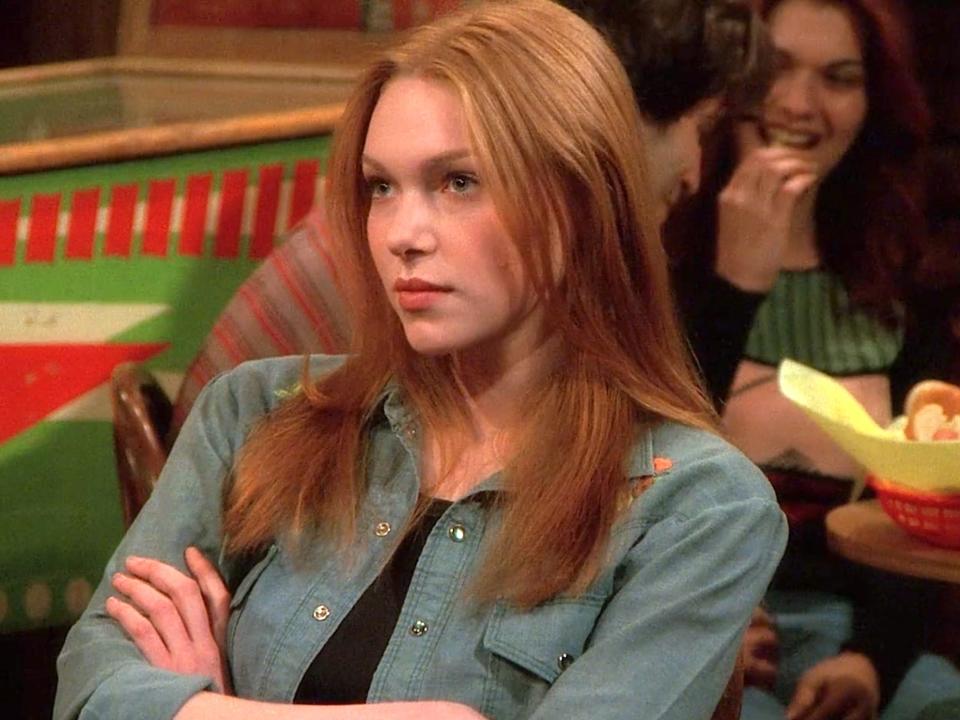 Laura Prepon as Donna on the series premiere of "That '70s Show."