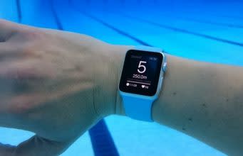 apple-watch-water