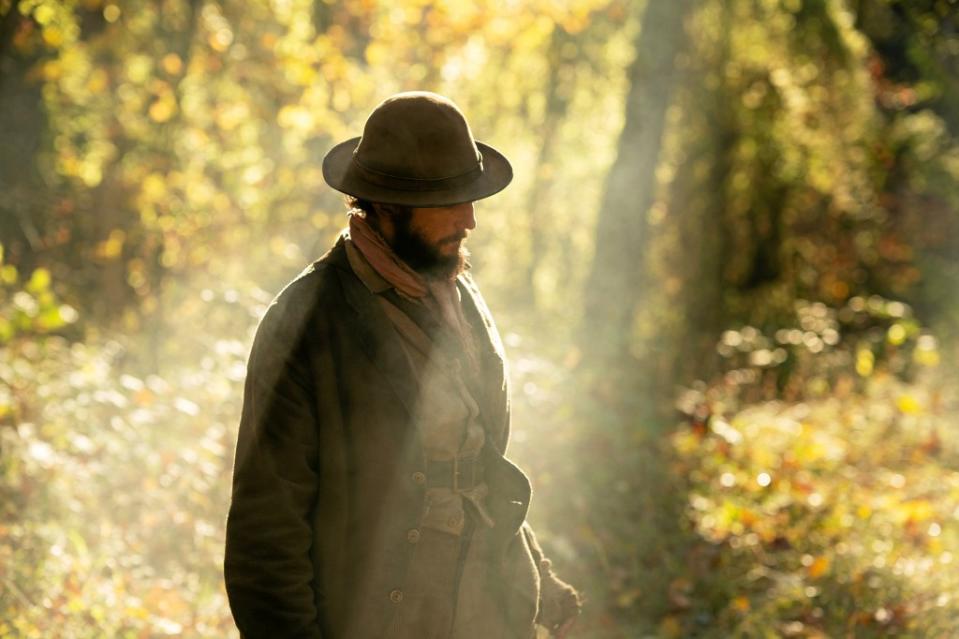 Ein Bäcker in den Weiten von Oregon: John Magaro in der Hauptrolle des Cookie.<span class="copyright">Allyson Riggs / A24 Films</span>