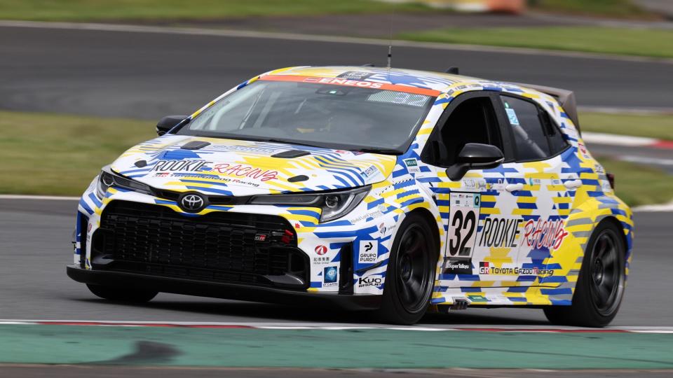 Toyota Is Learning a Lot From Its Liquid Hydrogen GR Corolla Race Car photo