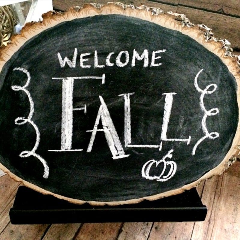 <p>Growing Up Gabel</p><p>This rustic wood slice chalkboard is a perfect way to welcome your Thanksgiving guests. You can find this project at <a href="http://growingupgabel.com/wood-slice-chalkboard/" rel="nofollow noopener" target="_blank" data-ylk="slk:Growing Up Gabel;elm:context_link;itc:0;sec:content-canvas" class="link rapid-noclick-resp">Growing Up Gabel</a>.</p>