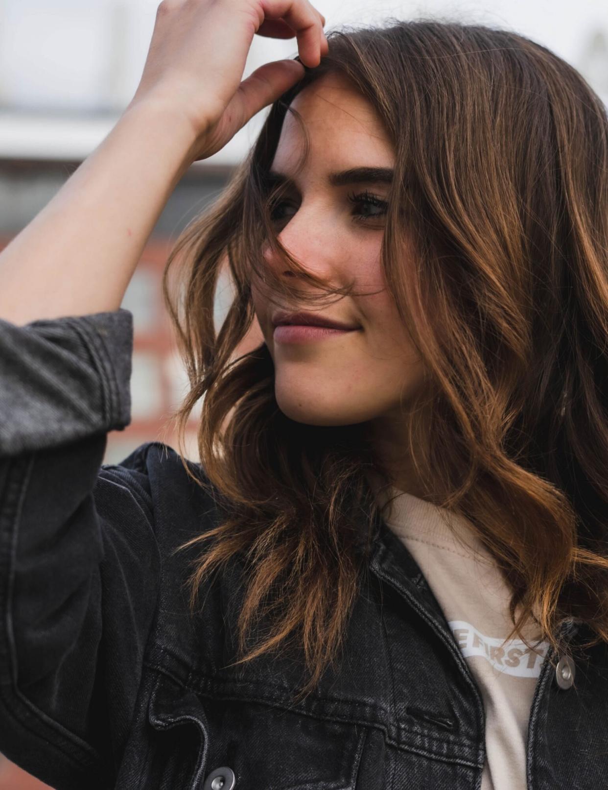 Amazon Shoppers Say This Stylist-Recommended Shampoo Fixes Brassy Brunette Hair Within Two Washes, and It's 50% Off