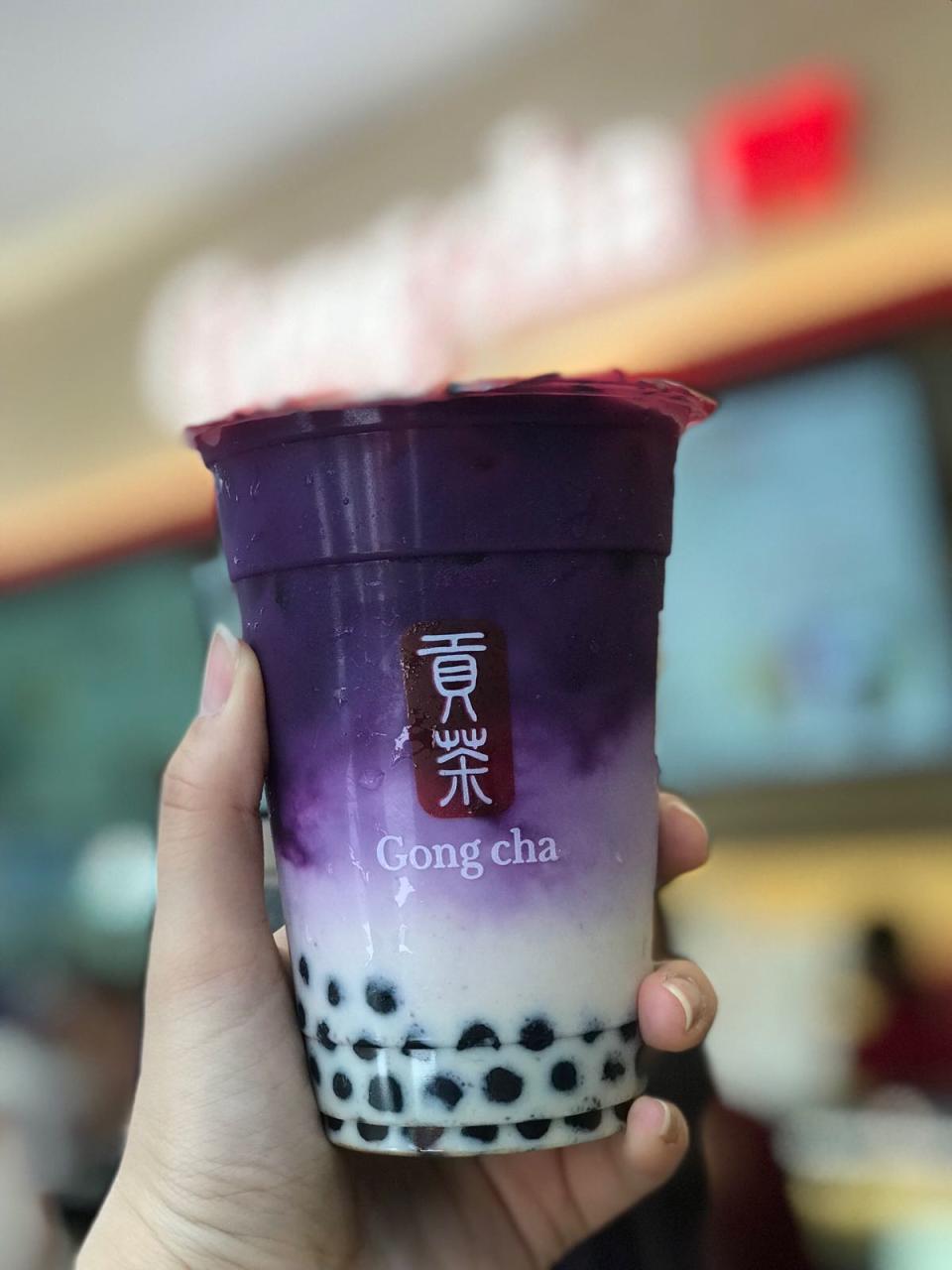 Purple Sweet Potato Milk Tea, one of Gong Cha Singapore’s new beverages. (Photo: Elizabeth Tong/Yahoo Lifestyle Singapore)