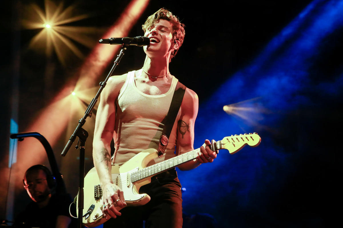 Shawn Mendes pospone las fechas de la gira, citando razones de salud mental