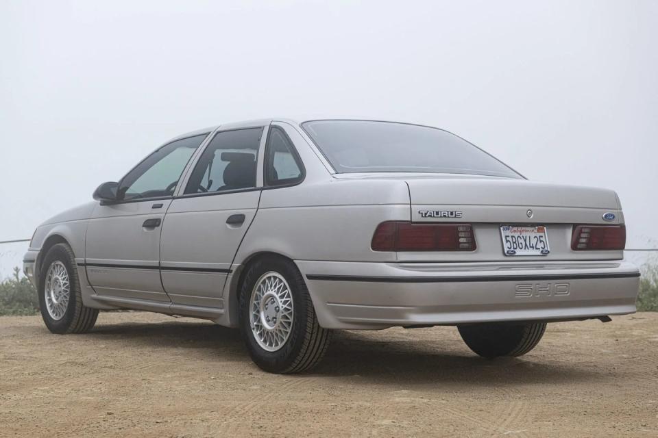 1989 ford taurus