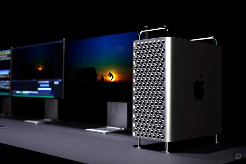 Apple Mac Pro (2019) and Pro Display XDR