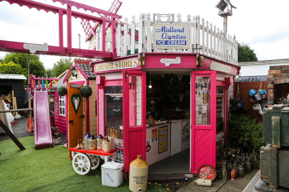 A seven-year-old schoolgirl is raking in hundreds of pounds by selling antique bottles from a little shop in her back garden - after digging them up from old landfill sites. Betsy-Mae Lloyd has been coining it in after launching her own business at her parents' home while still attending primary school. The young entrepreneur flogs old bottles, jars and teapots - dating back to between the 1870s and 1930 - which she finds on historic landfill sites in the West Midlands. After taking them home and cleaning them up herself, she then stores them in a Victorian-style play shed, built by dad Jason, before listing them for sale on Facebook. 