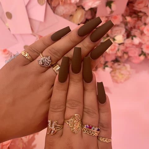 <p>For nails that look like our favourite snack, apply a matte top coat over a rich, dark brown.</p><p><a href="https://www.instagram.com/p/B1eF-NJnlgP/" rel="nofollow noopener" target="_blank" data-ylk="slk:See the original post on Instagram;elm:context_link;itc:0;sec:content-canvas" class="link ">See the original post on Instagram</a></p>