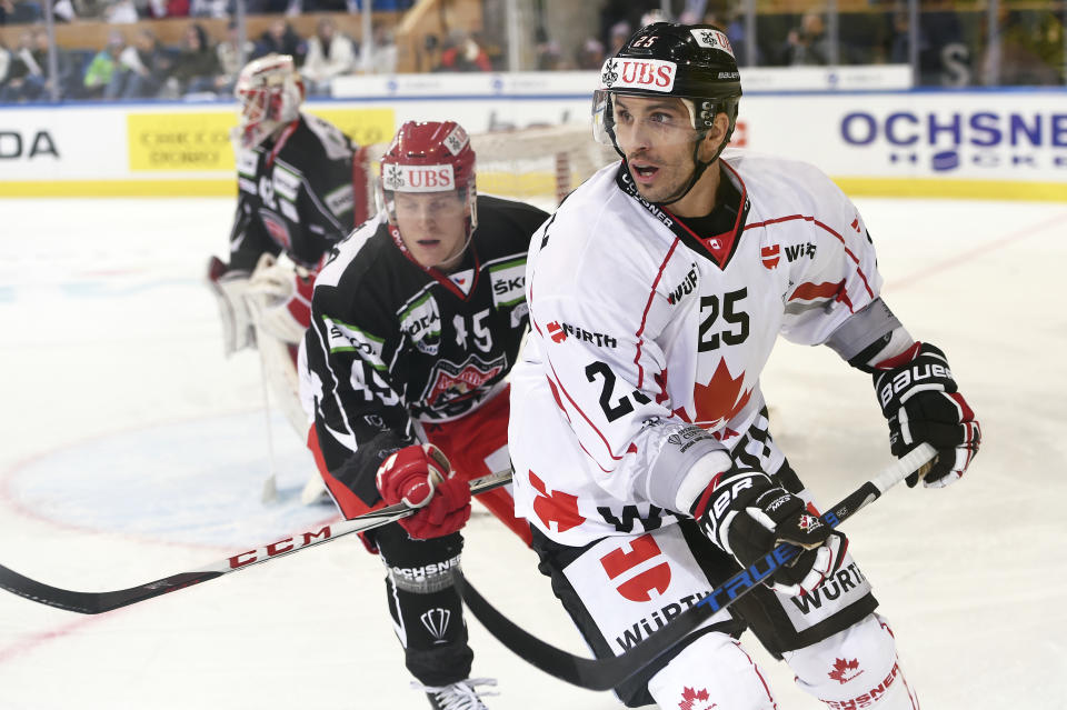 <p>Lapierre (right), a native of Brossard, Quebec, is currently playing for Lugano of the National League in Switzerland. He was drafted by the Montreal Canadiens in the third round of the 2003 NHL entry draft (61st overall). Lapierre was traded to the Anaheim Ducks in 2010 before he was sent to the Vancouver Canucks two months later. He signed with the St. Louis Blues in 2013 before he was traded to the Pittsburgh Penguins in 2015. </p>