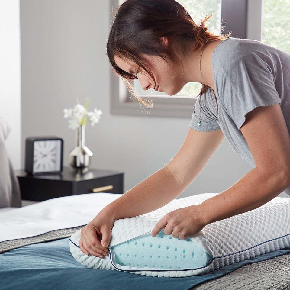 It comes with a convenient, removable pillow cover that's machine-washable! (Photo: Amazon)