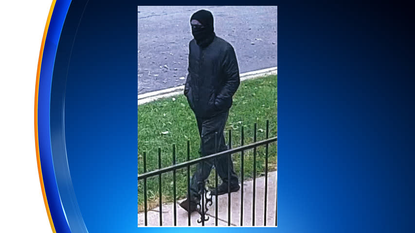 Chicago police say this man is a suspect in the fatal shooting of 73-year-old Douglass Watts on Sept. 30, 2018. Ballistics tests have linked the shooting to another homicide one day later, the slaying of 24-year-old Eliyahu Moscowitz. (Credit: Chicago Police) 