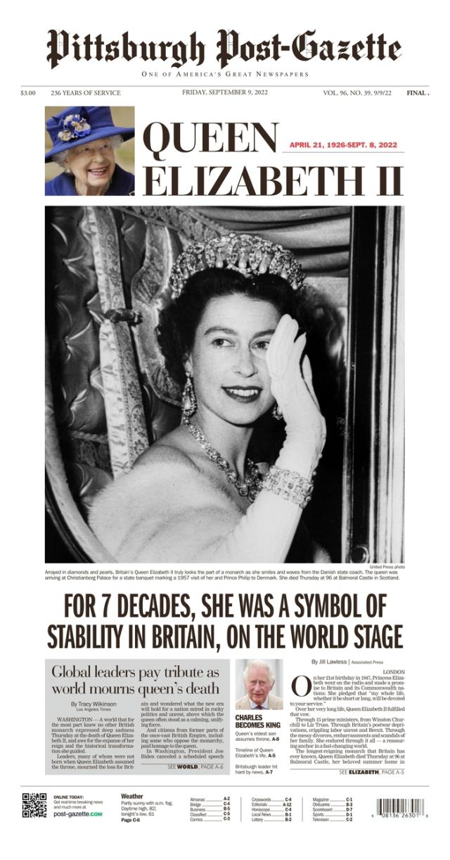 What's in Queen Elizabeth II's handbag? - Punch Newspapers