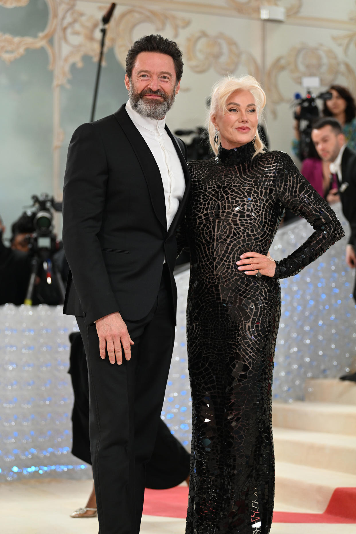 Hugh Jackman y Deborra-Lee Furness en la gala benéfica del Instituto del Vestido del Museo Metropolitano de Arte de Nueva York, el 1.° de mayo de 2023. (Nina Westervelt/The New York Times)