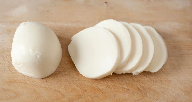 A mozzarella log works well at room temperature or baked in a pasta dish. (Photo: haha21 via Getty Images)