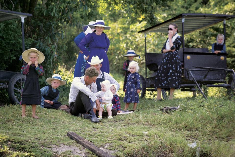 An Amish family, in 1990.