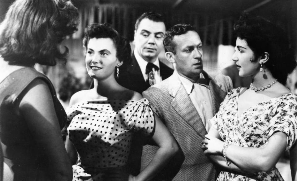 Delbert Mann’s Bronx romance, Marty (1955), starring Ernest Borgnine (centre).