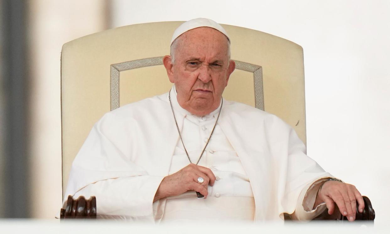 <span>Dixon’s opinion said that Pope Francis had secretly changed Vatican law four times during the investigation to benefit prosecutors.</span><span>Photograph: Alessandra Tarantino/AP</span>