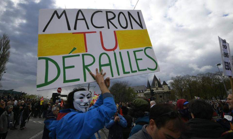 SNCF railway workers and students in Nantes protest against planned reforms.