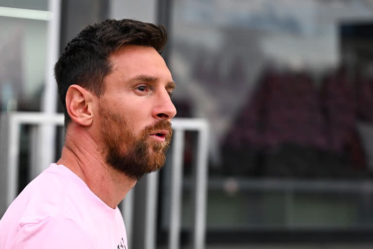 Quiénes son las 287 personas que sigue Lionel Messi en Instagram (Photo by Chandan KHANNA / AFP)