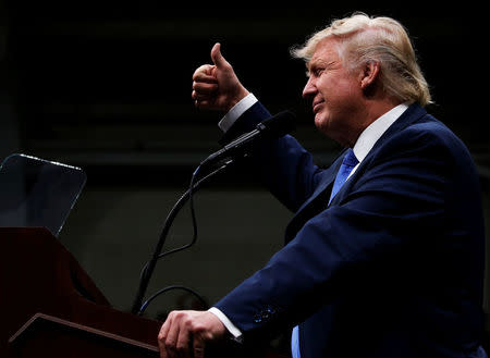 Republican U.S. presidential nominee Donald Trump holds a campaign rally in Johnstown, Pennsylvania, U.S. October 21, 2016. REUTERS/Jonathan Ernst