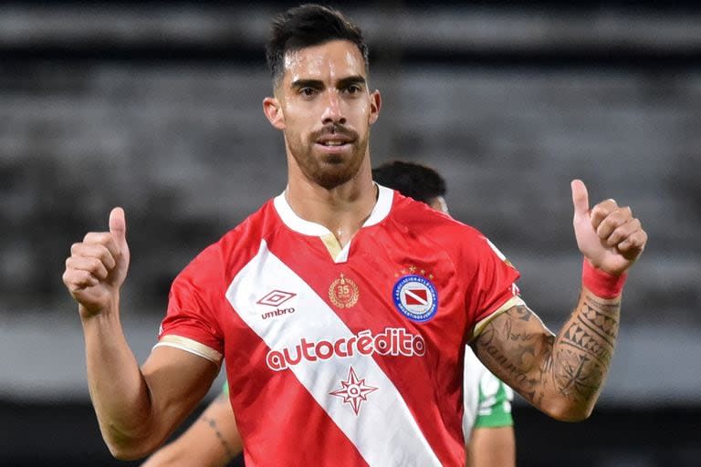El paraguayo Gabriel Ávalos se despidió de Argentinos y es nuevo refuerzo de Independiente